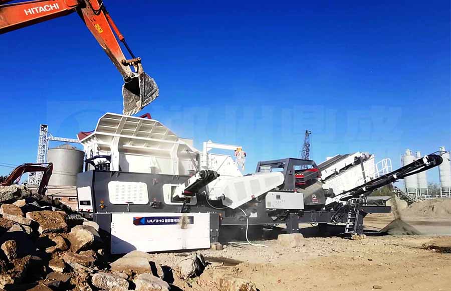 輪胎式移動破碎篩分（fèn）一體車服務廊坊建築垃圾資源化利用（yòng）項目